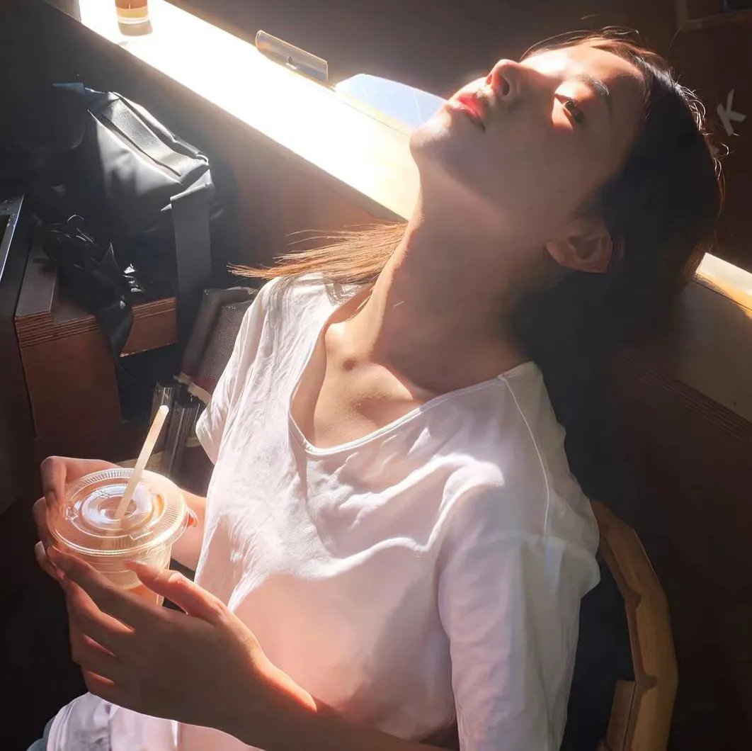 蓝海少女